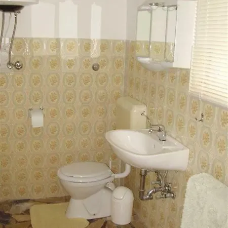 Tea1 Apartamento Pula